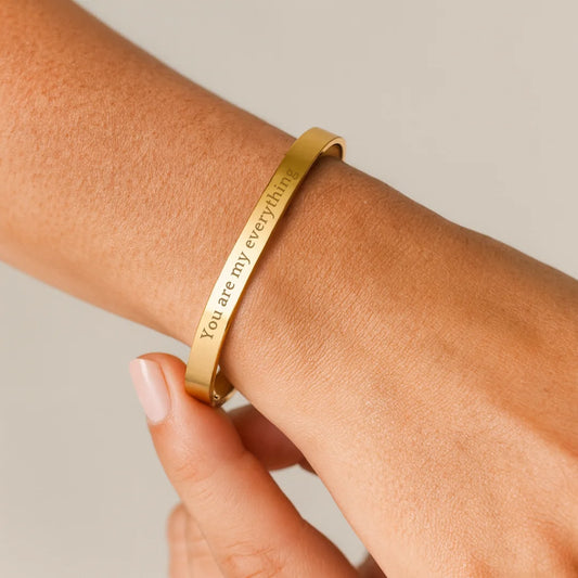 Cuff Bracelet Layura